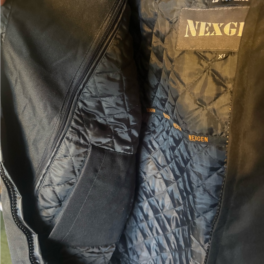 Men's Black Performance Jacket - Picture 6 of 10